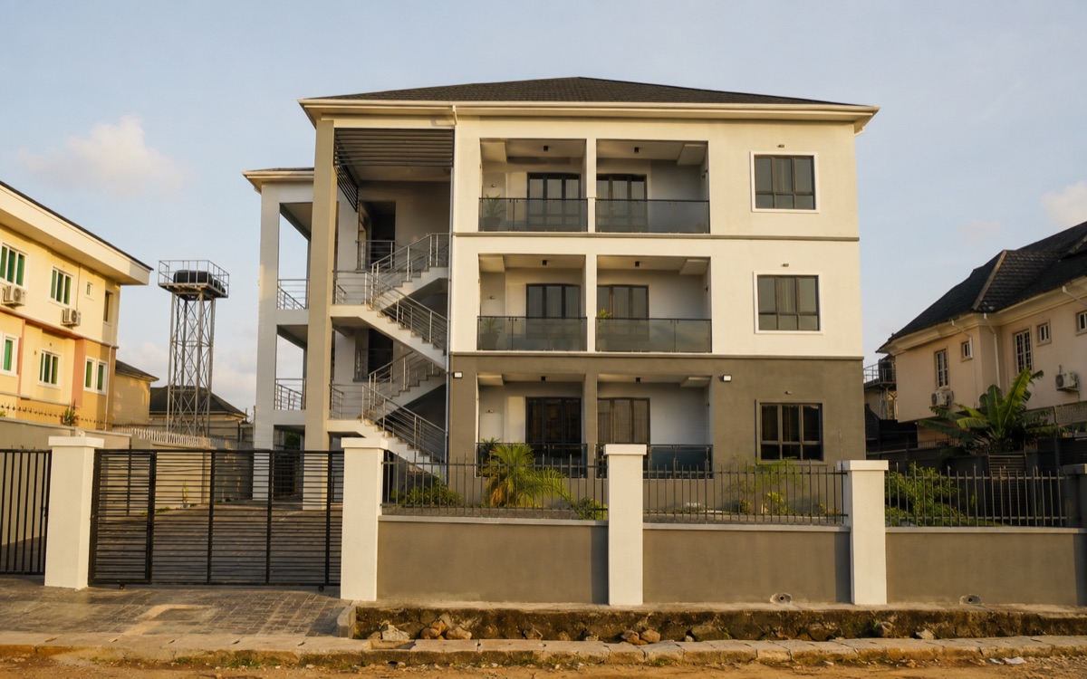 Block of Apartments built by ProxyBuilders